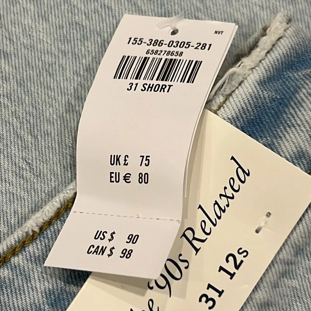 Abercrombie 90s High Rise Relaxed Jeans 31 NWT